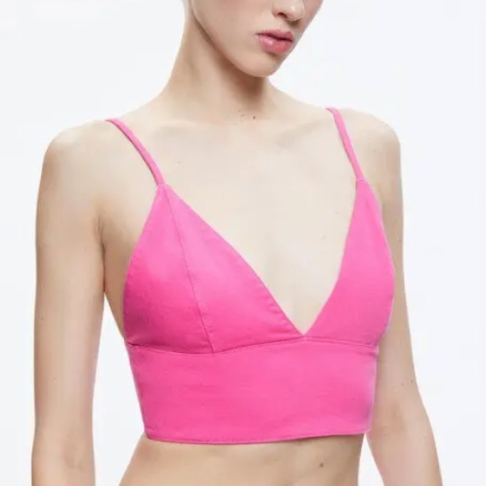 Alice+Olivia carli v neck denim crop top pink size 4